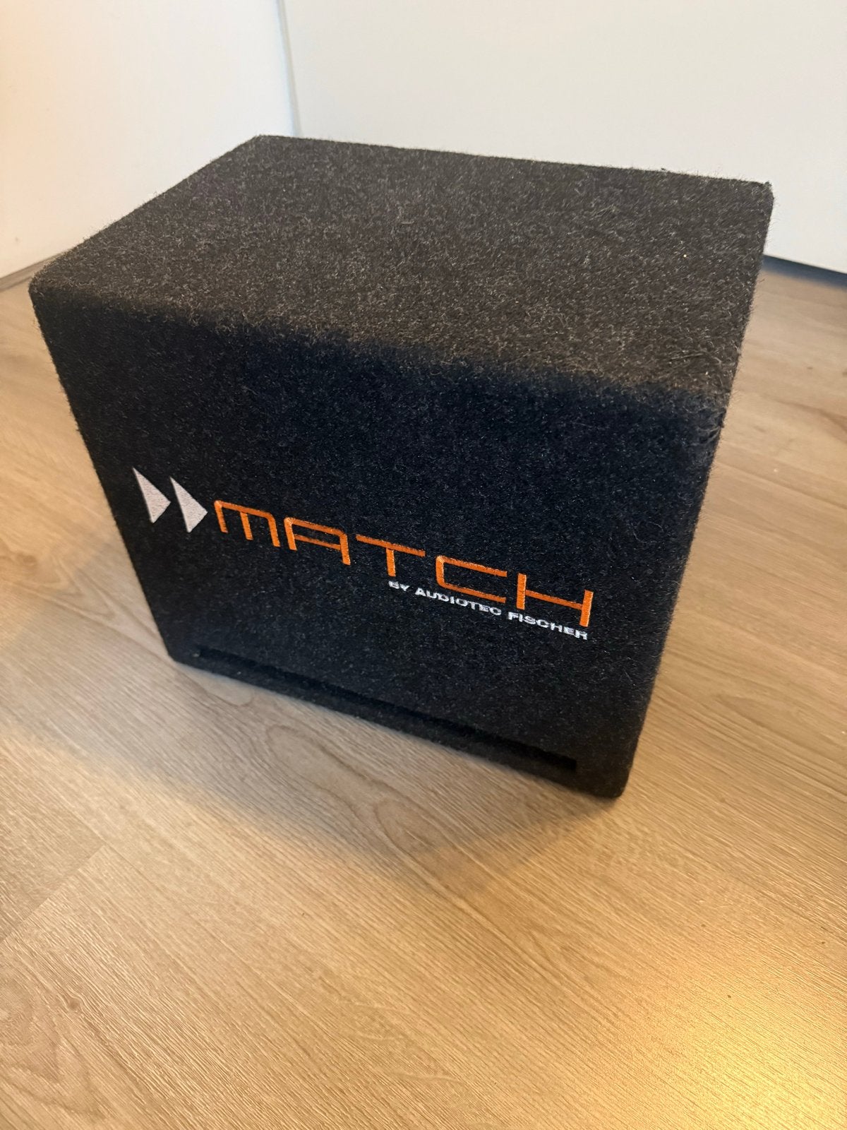 Match PP 7E-D Subwoofer - Compacte en Krachtige Bass, Auto diversen, Ophalen of Verzenden, Gebruikt