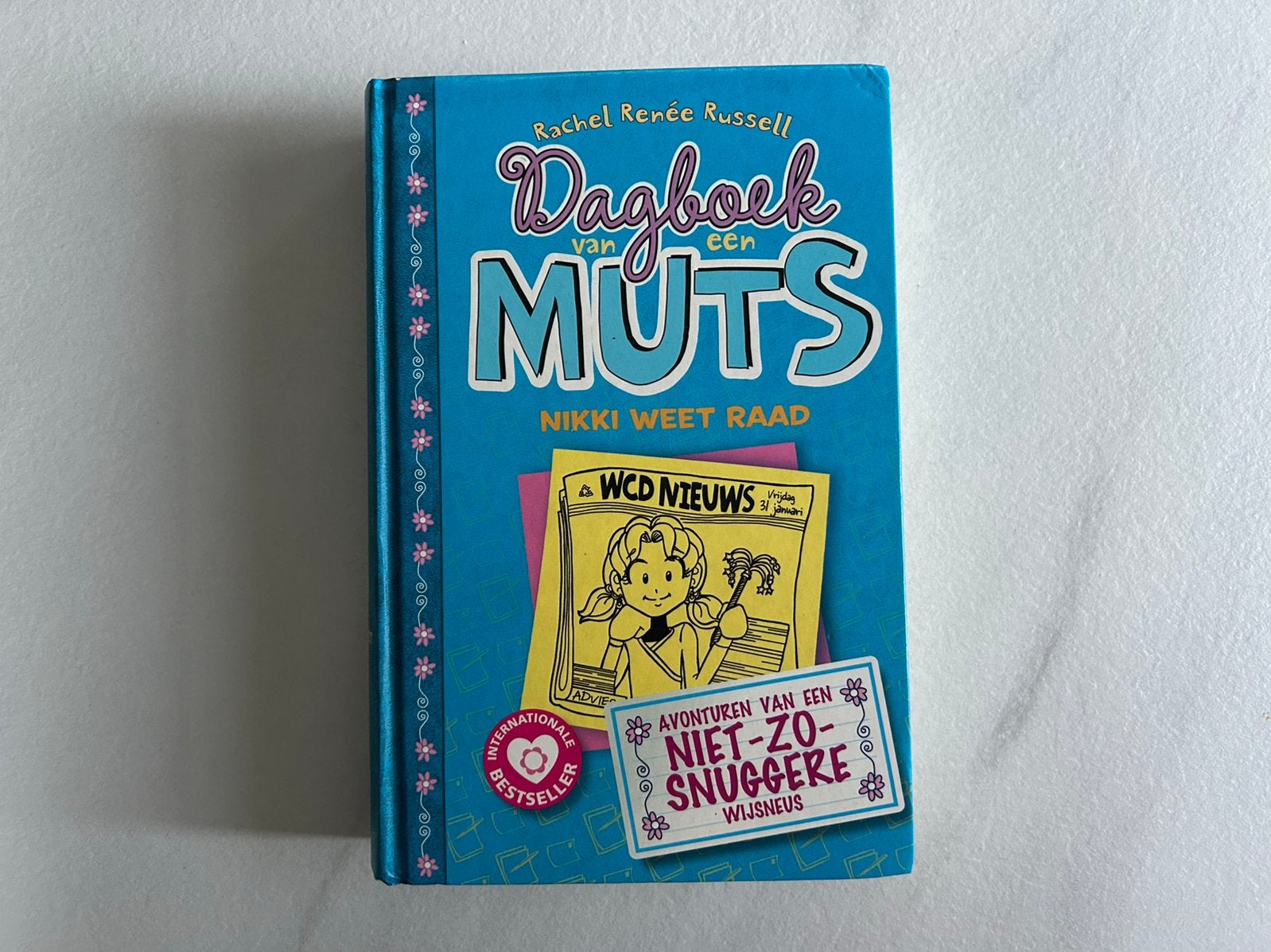 Rachel Renée Russell - Nikki weet raad, Ophalen of Verzenden, Zo goed als nieuw, Rachel Renée Russell