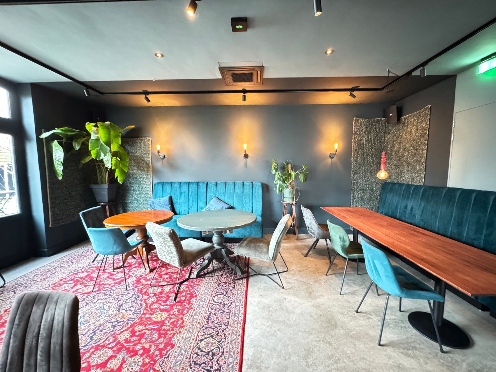 Horeca wandbank petrol - Comfortabel en stijlvol 2 stuks, Ophalen of Verzenden, Gebruikt