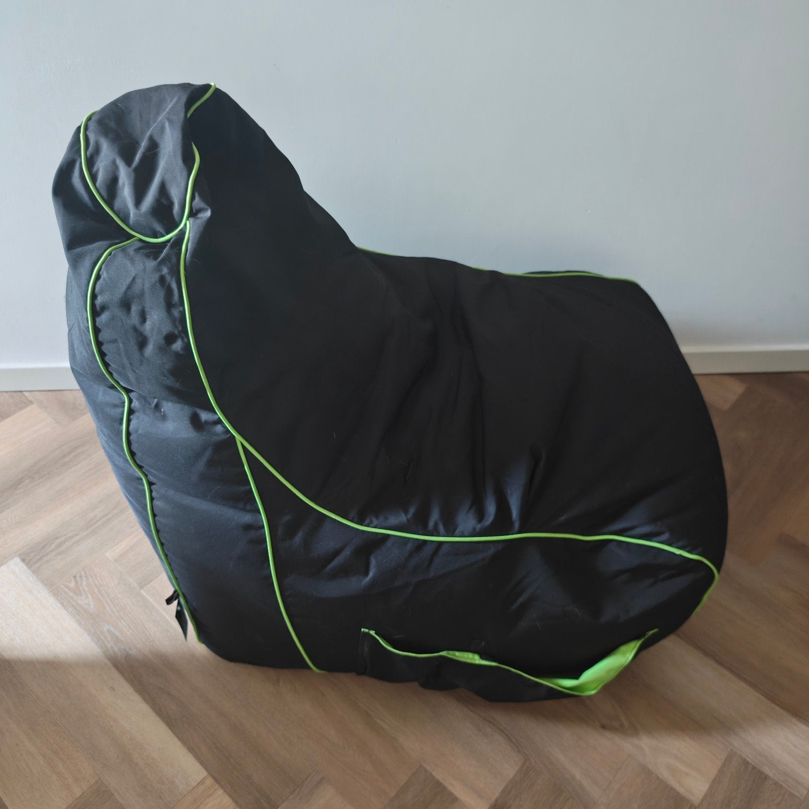 Gaming zitzak - Zwart met groene accenten, Huis en Inrichting, Ophalen, Zo goed als nieuw, Zwart, Zitzak
