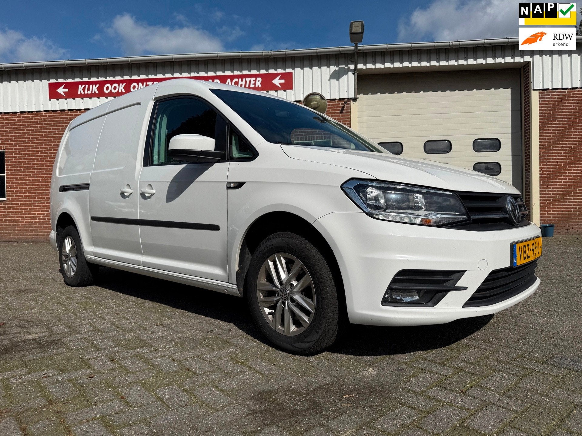 Volkswagen Caddy 2.0 TDI L2 Maxi DSG Exclusive Edition E6, Auto's, 1525 kg, Gebruikt, Euro 6, 4 cilinders
