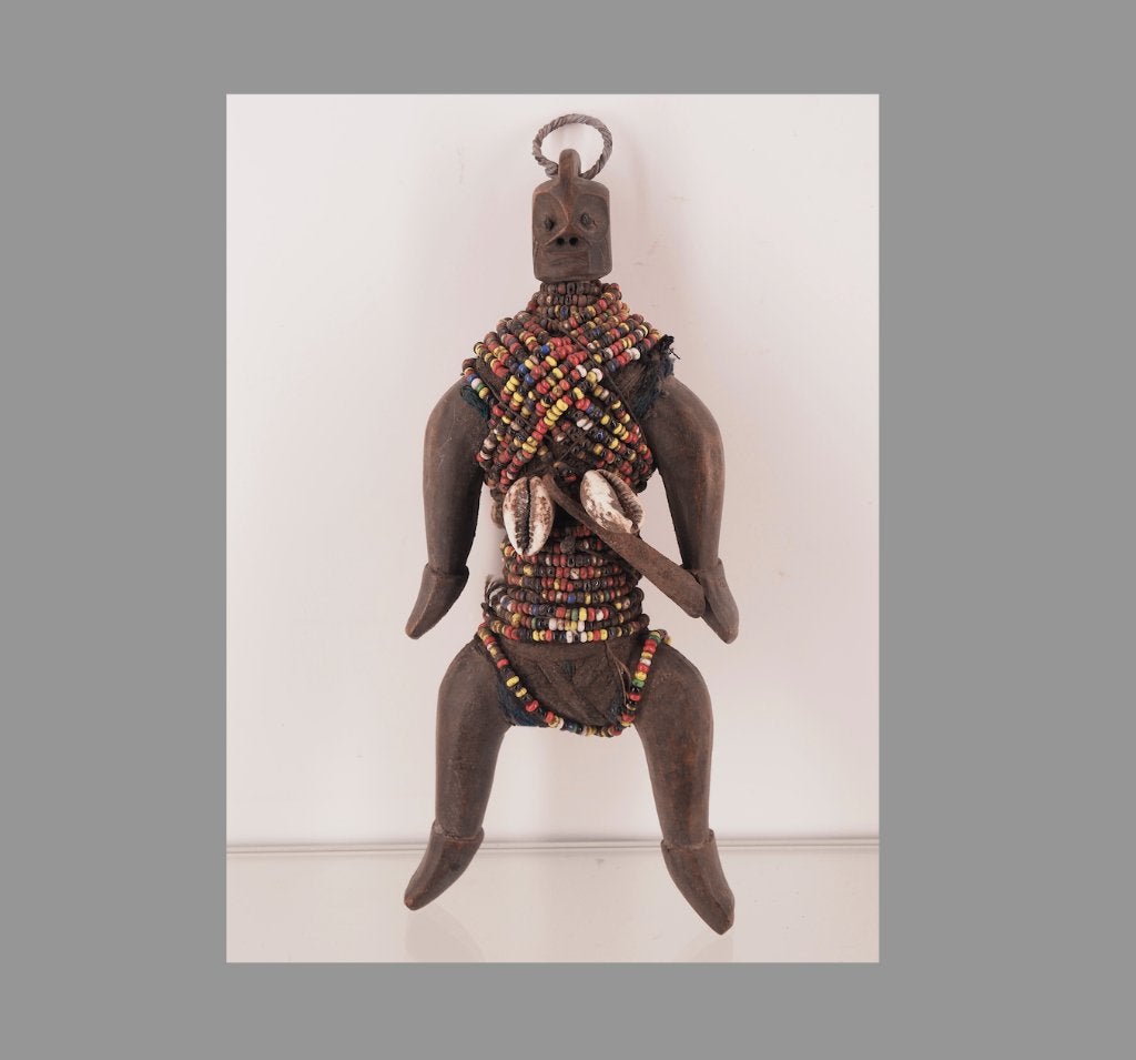 Div. Afr. kunst oa Namji doll Kameroen NR.3 (251009-03), Antiek en Kunst, 22 cm, Afrika, Handgemaakt, Ophalen of Verzenden