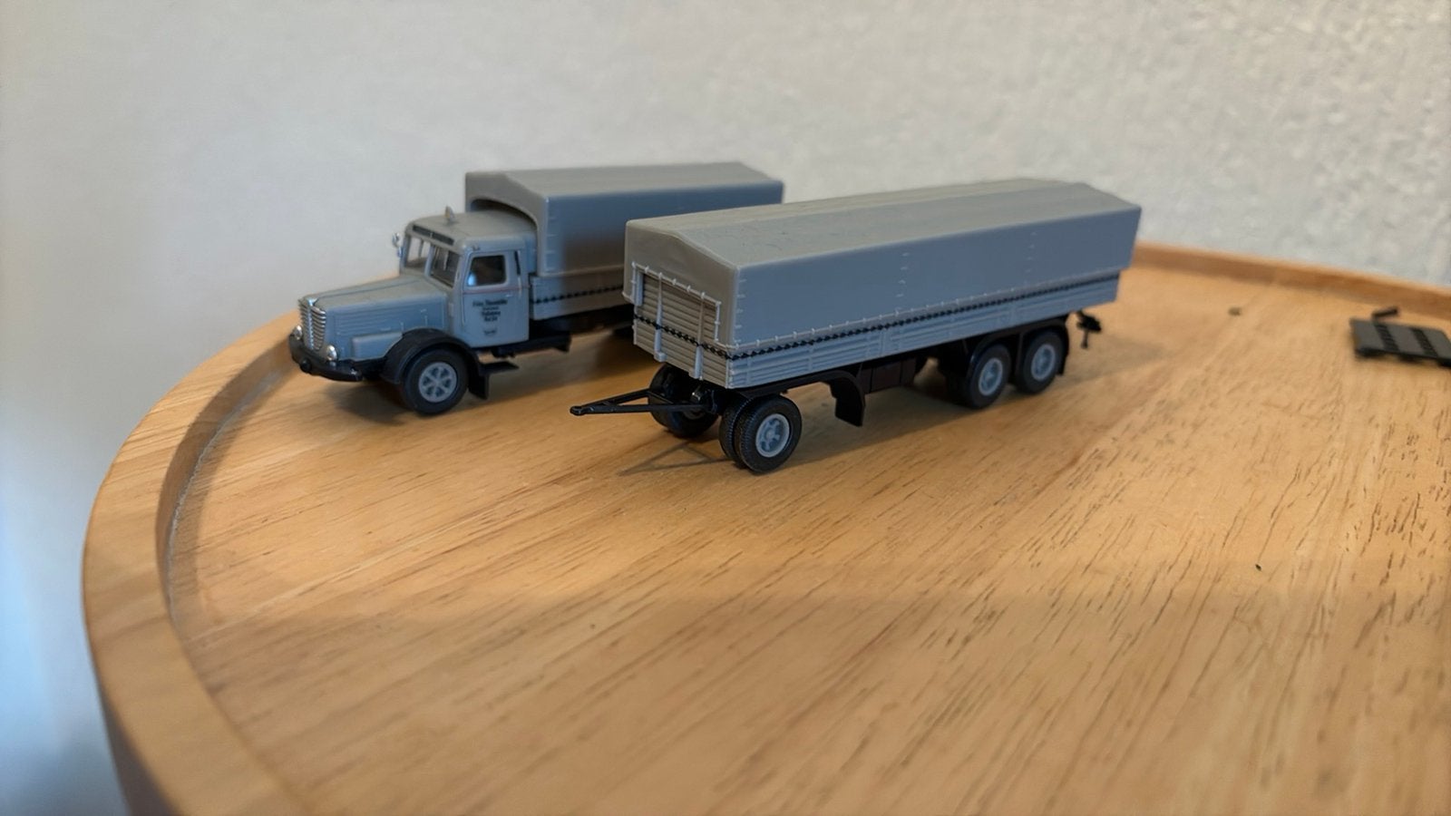 HERPA 153393 BÜSSING 8000PLANEN HANGERZUG FAHREN KÓTTER 1:87, Ophalen of Verzenden, Zo goed als nieuw