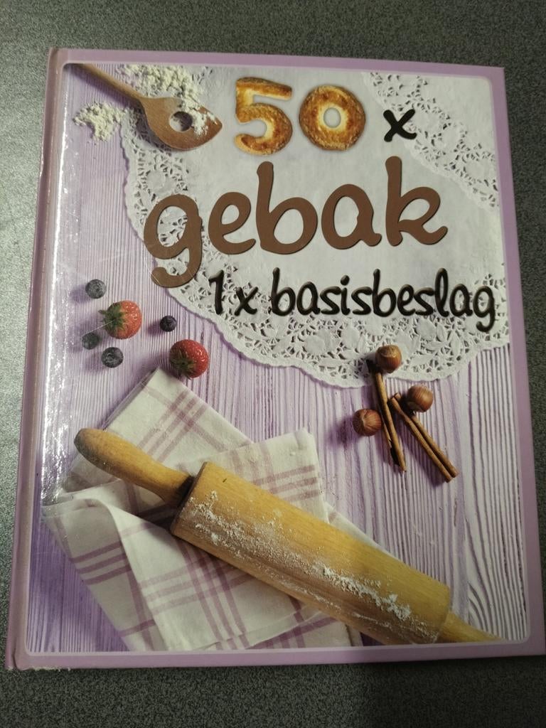 Gebak 50 x gebak,, Boeken, Kookboeken, Ophalen of Verzenden, Zo goed als nieuw