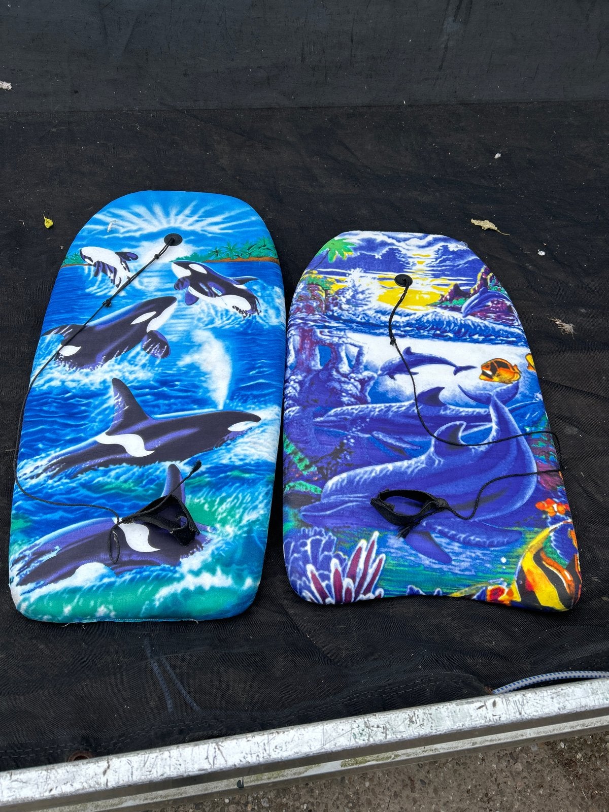 Bodyboard 90 en 80 cm - Dolfijn en Orka design, Watersport en Boten, Golfsurfen, Gebruikt, Overige typen, Met koord, Ophalen