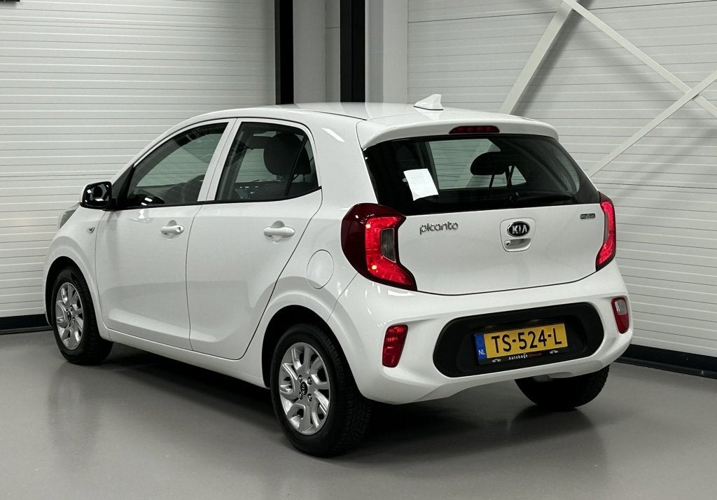 Foto 8 van Kia Picanto ComfortPlusLine Navigator MultiMedia/Camera/Carp