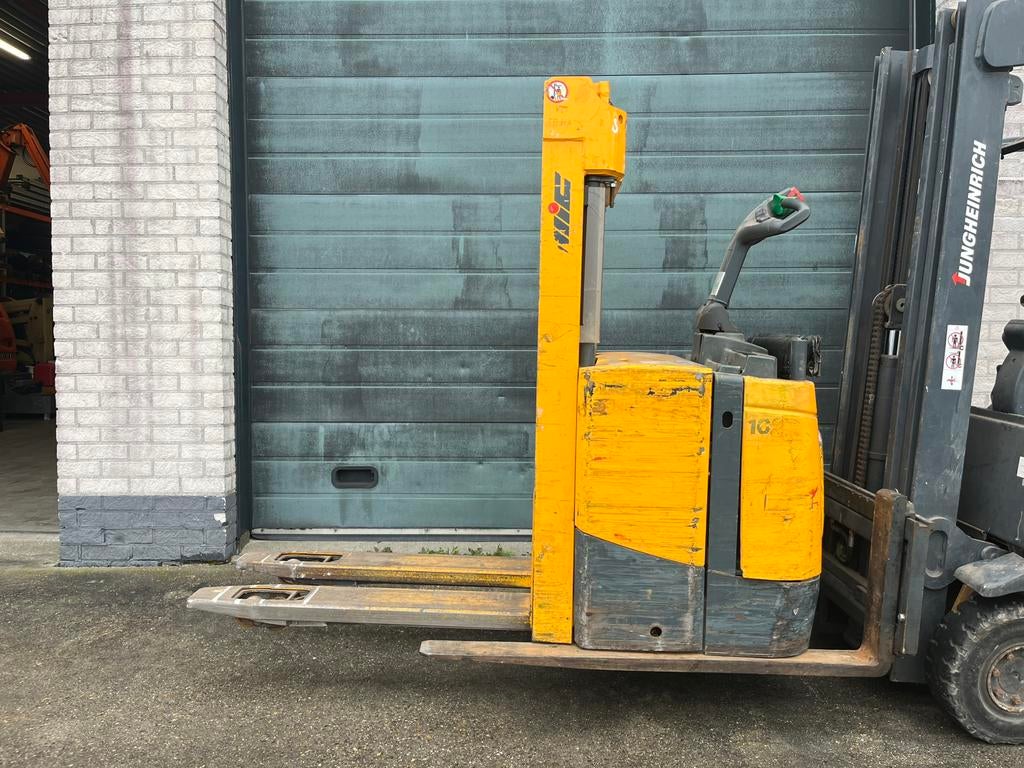 MIC Jungheinrich palletwagen stapelaar dubbelstock storing, Ophalen, Gebruikt