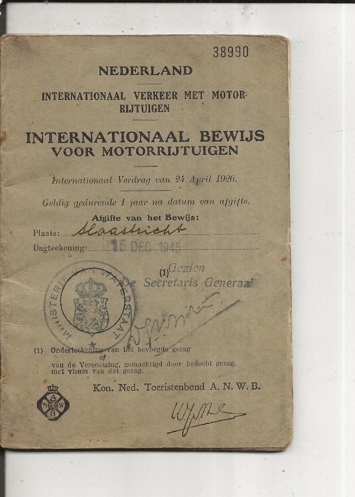 Maastricht Internationaal Rijbewijs voor Motorrijtuigen 1945, Verzamelen, Ophalen of Verzenden, 1940 tot 1960, Gelopen, Limburg