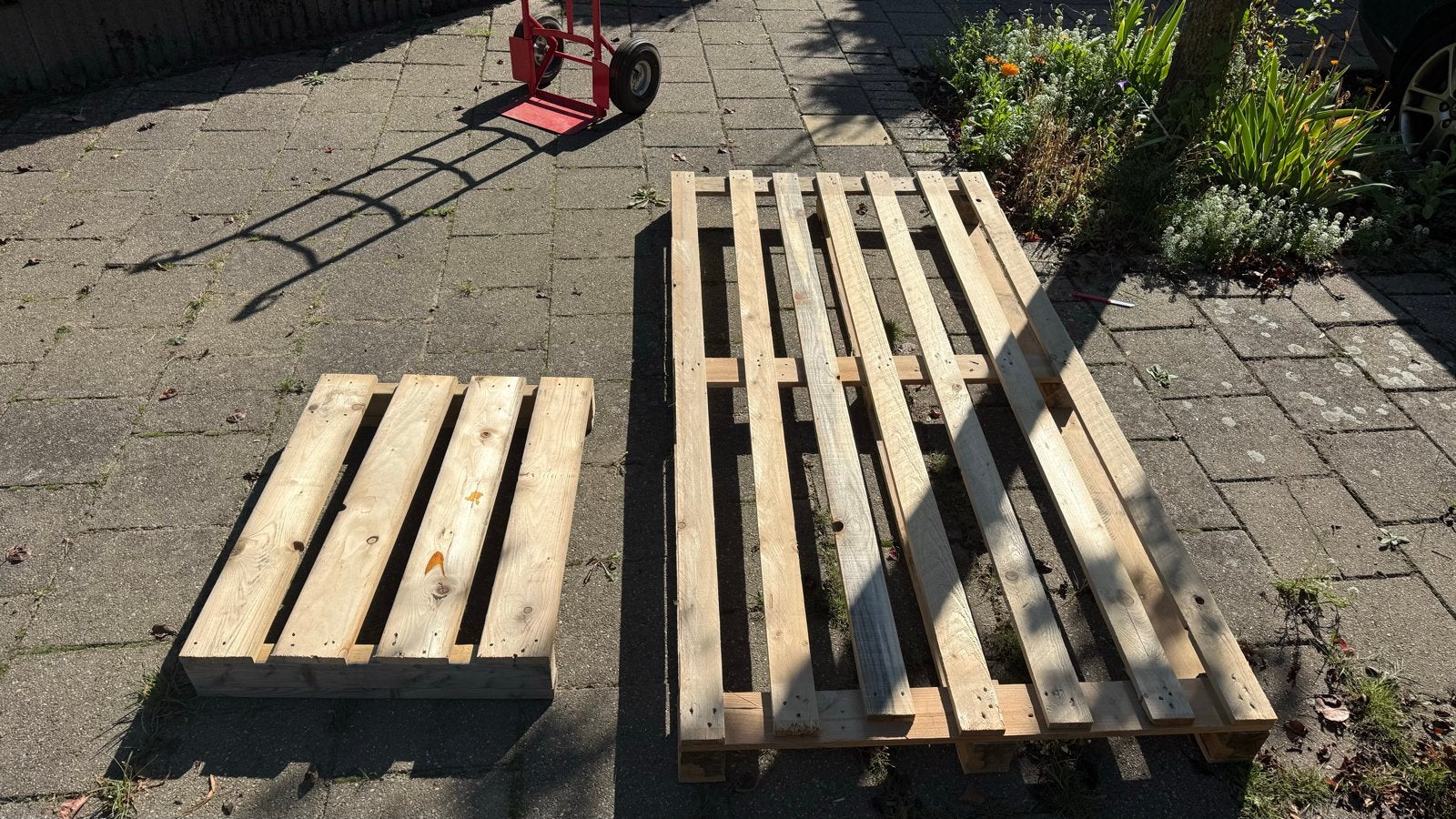 Gratis pallets (2 stuks) af te halen, Ophalen, Gebruikt, 200 tot 250 cm, Overige houtsoorten