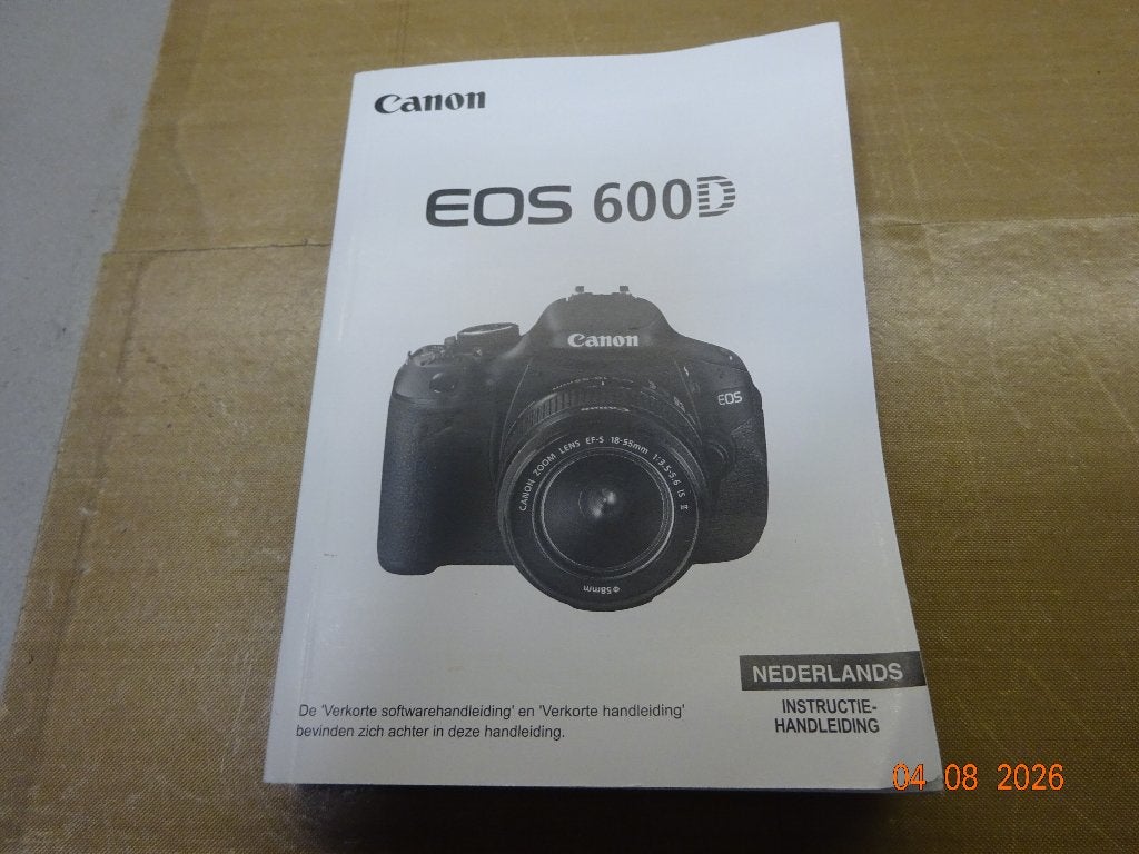 CANON 600D 1000 CLICKS IN DOOS, Spiegelreflex, Canon, 18 megapixels, Ophalen of Verzenden