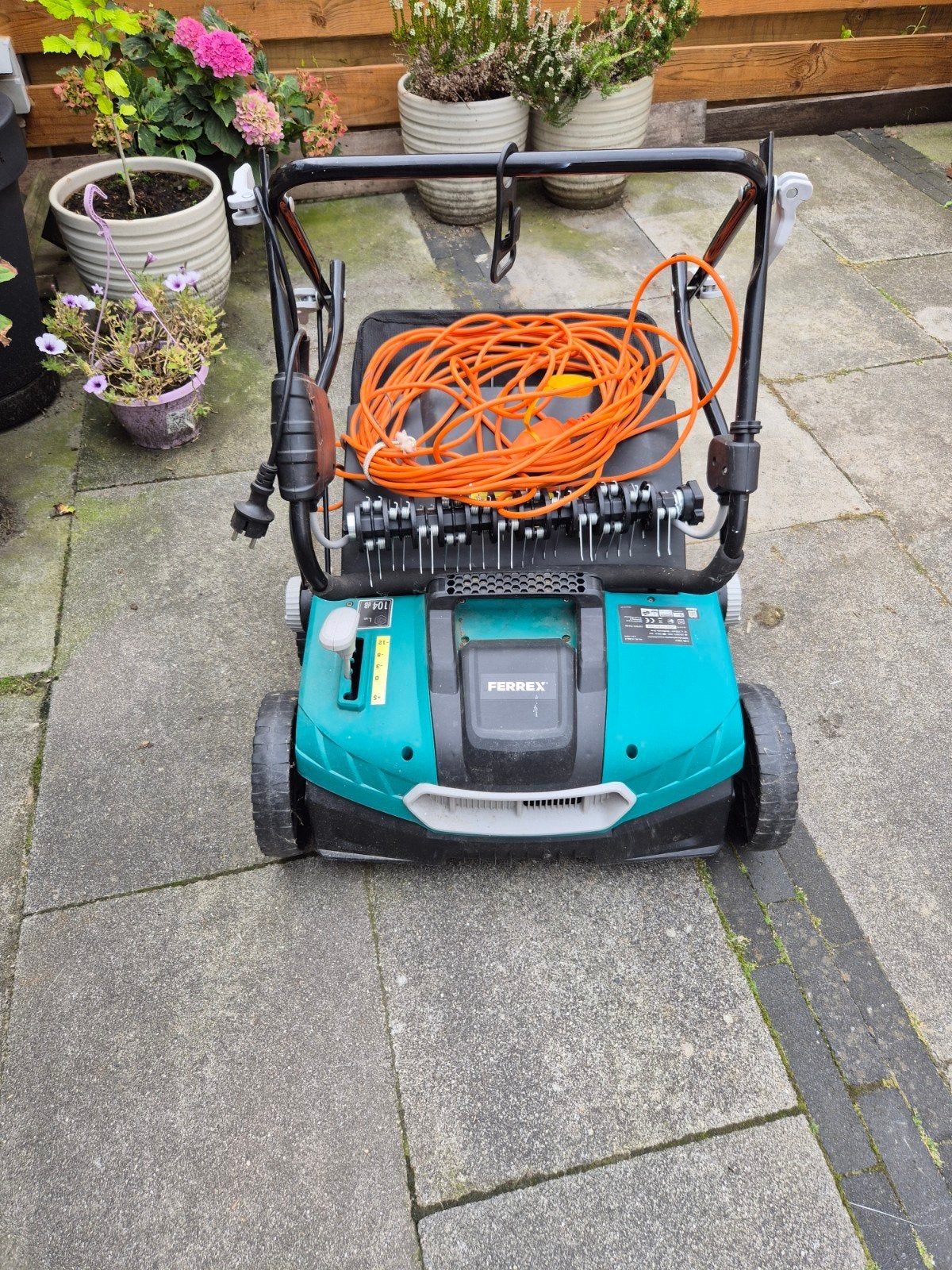 Ferrex  elektrische verticuteer / beluchter, Tuin en Terras, Verticuteermachines, Ophalen of Verzenden, Zo goed als nieuw, Elektrisch
