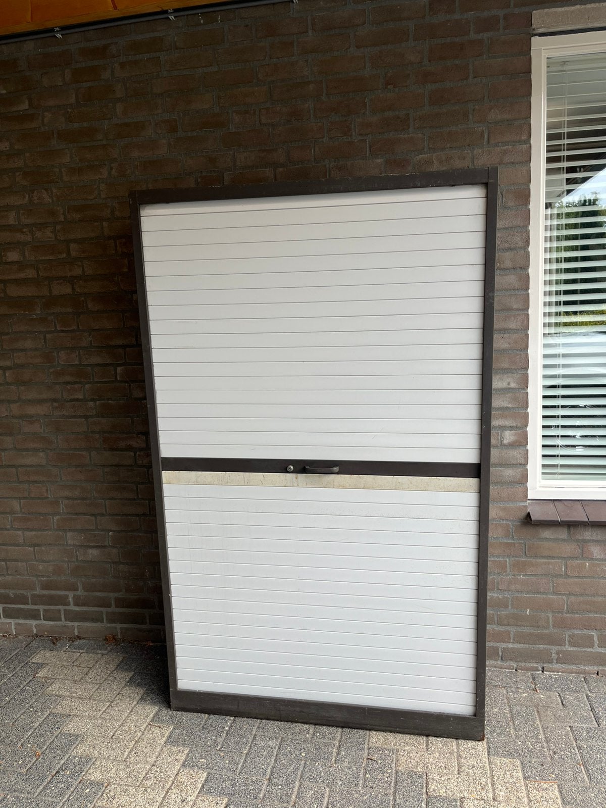 Stalen opberg kast, Ophalen, Gebruikt, 100 tot 150 cm, Metaal
