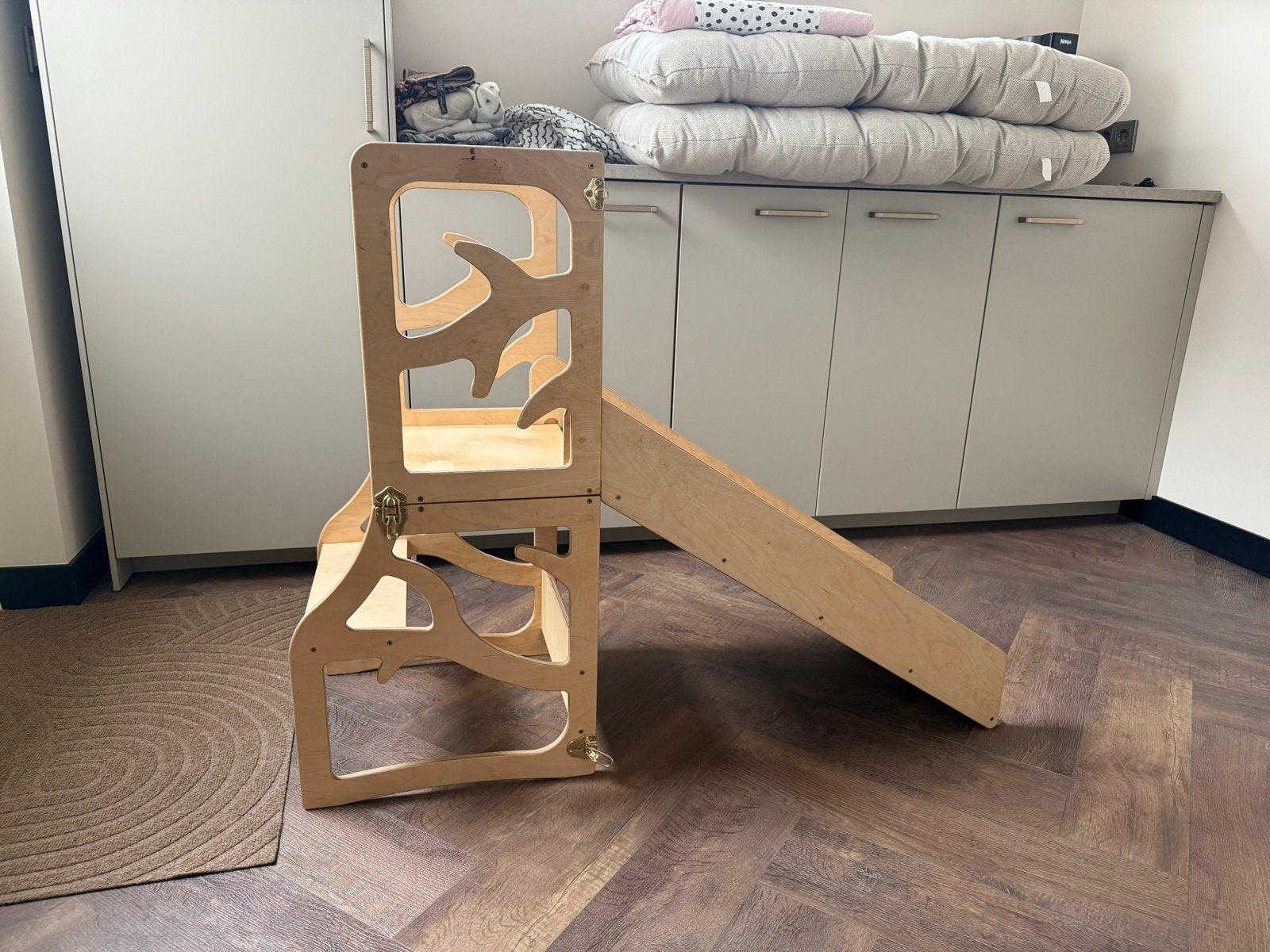 Montessori 3in1 toren + Glijbaan en opvouwbare klimdriehoek, Kinderen en Baby's, Ophalen, Gebruikt, Overige typen