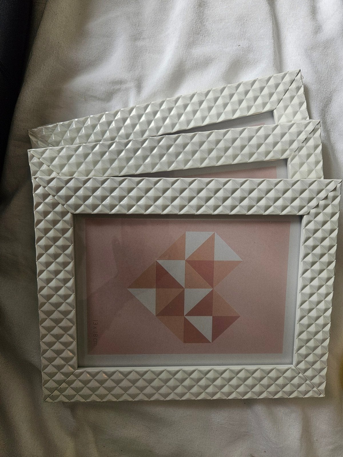 Set van 3 witte fotolijsten met reliëf (13x18 cm), Kunststof, Ophalen of Verzenden, Fotolijst, Wit
