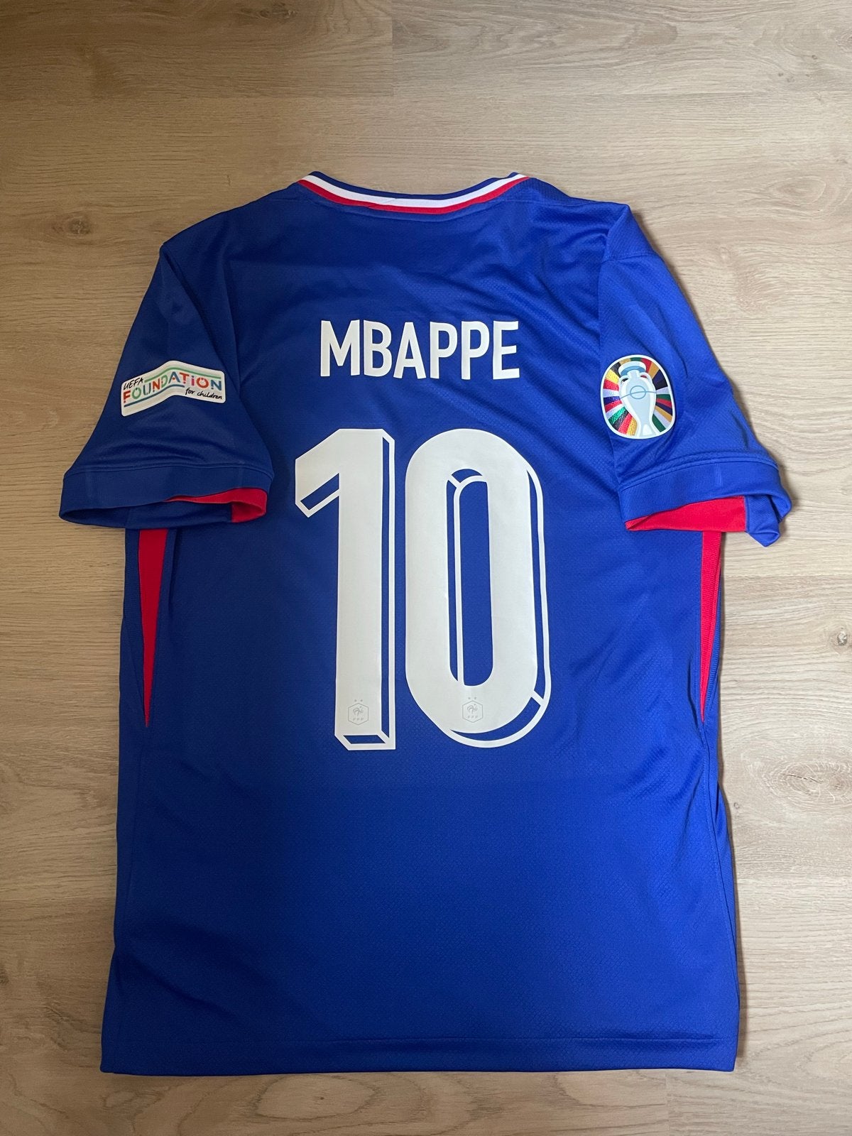 Nike Frankrijk Thuisshirt Mbappe 10 EK 2024 Maat M EK, Nieuw, Voetbal, Verzenden, Maat 48/50 (M)