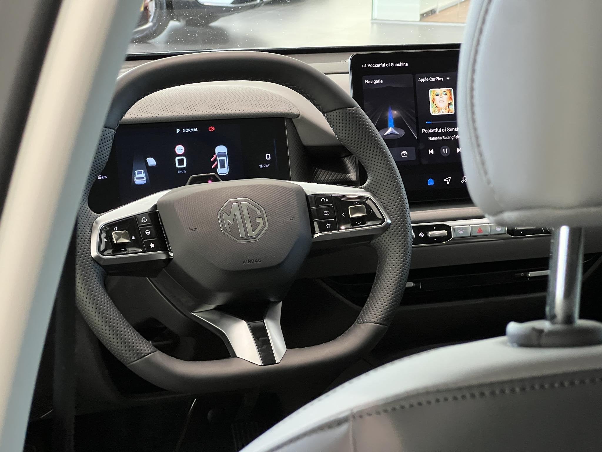 MG MGS5 EV Luxury 64kWh | Navi | CarPlay | Led Koplampen | 3, Auto's, Automaat, 12 maanden, Achterwielaandrijving, 1700 kg