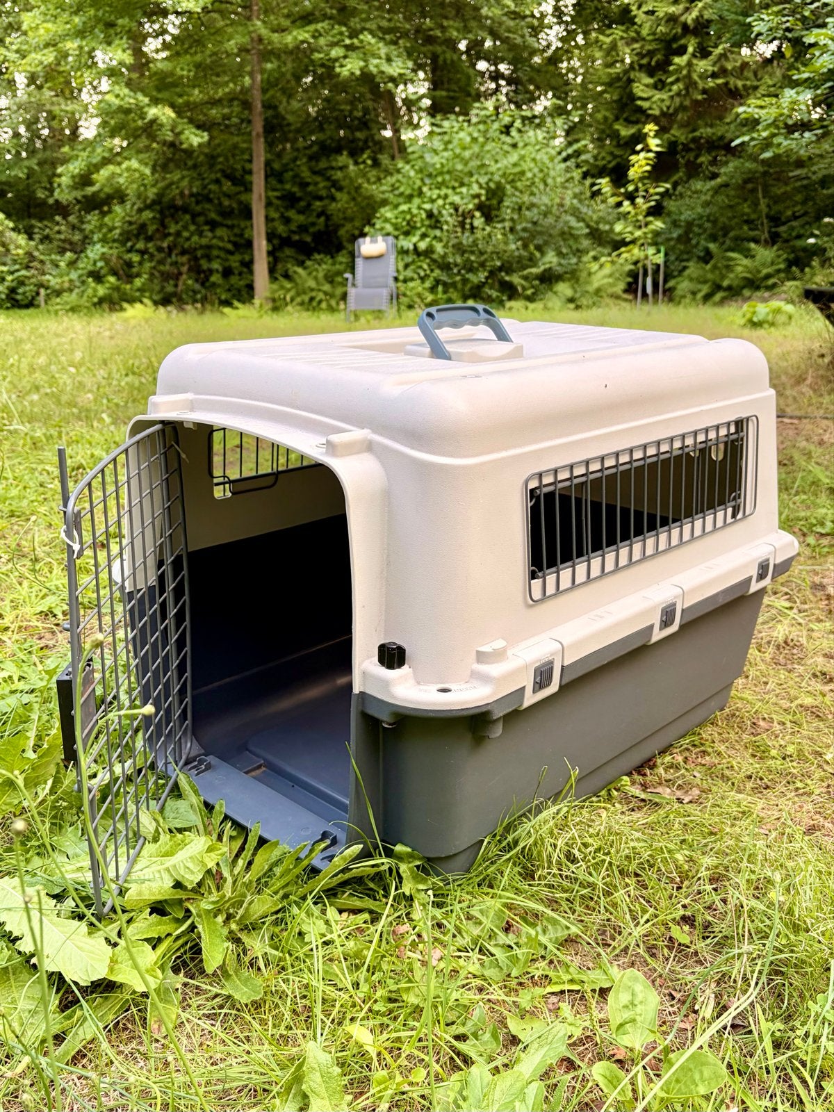 Reisbench voor kleine honden of voor je poes, Ophalen, Zo goed als nieuw