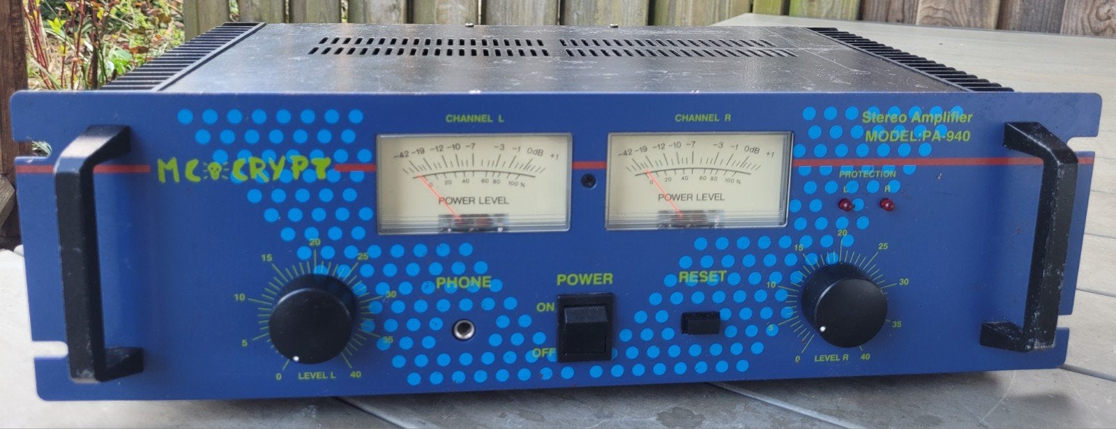 MC    CRYPT  Stereo  Amplifier   PA  940 ., Ophalen, Zo goed als nieuw, Audio