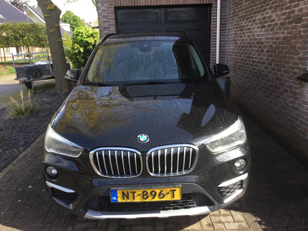 BMW X1 2.0 Sdrive 20I AUT 2017 Zwart, Auto's, 1998 cc, 1800 kg, Zwart, Zwart