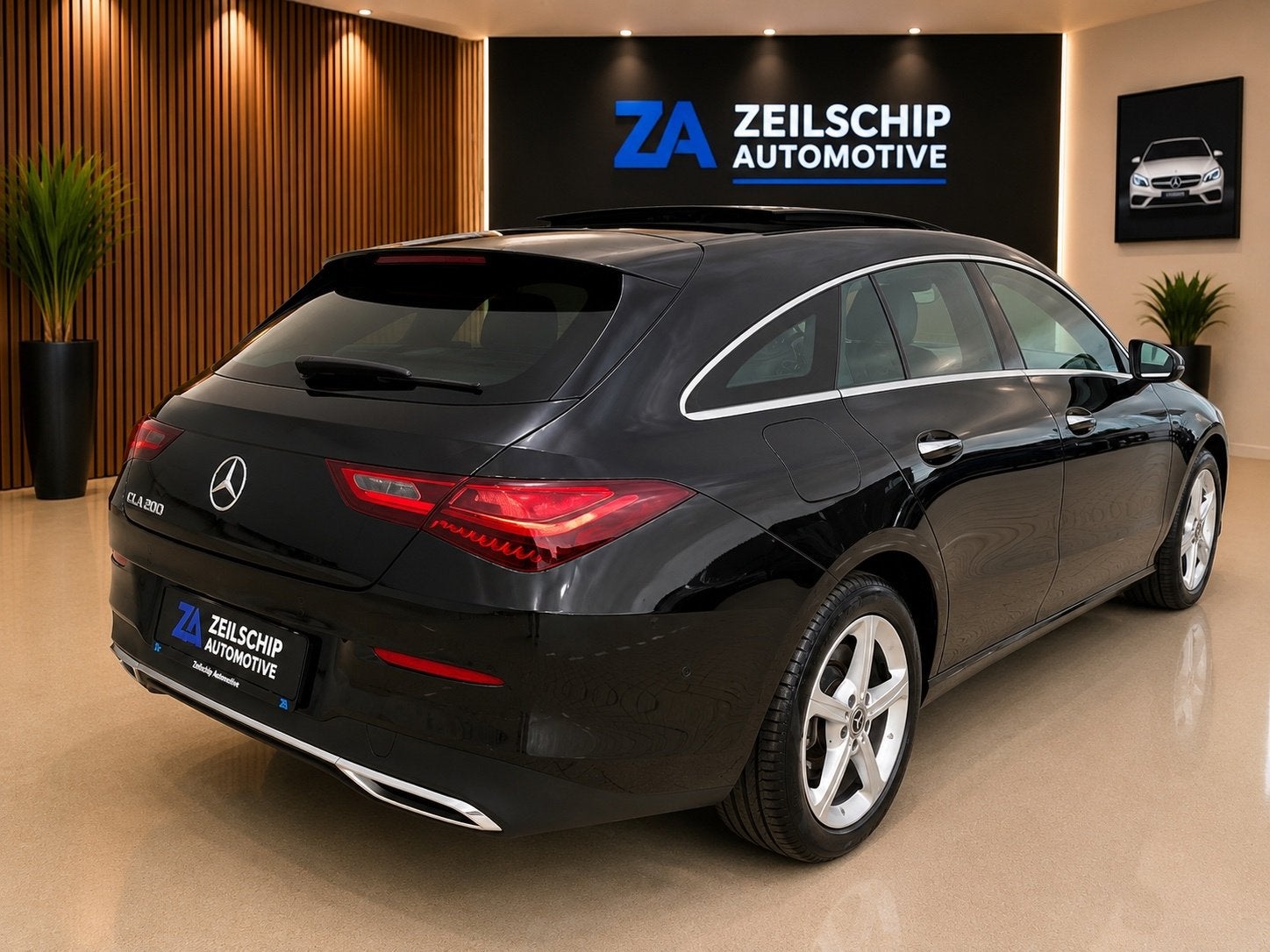 Mercedes-Benz CLA-klasse Shooting Brake 250e Facelift |PANO|, Automaat, CLA, Zwart, Leder en Stof