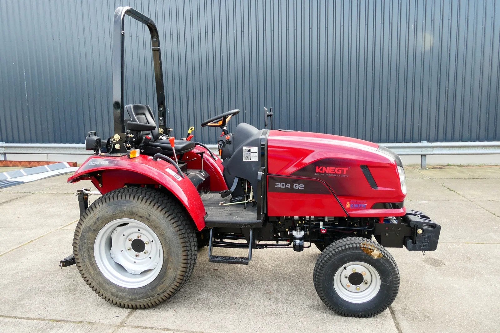 KNEGT trekker 304G2 (bj 2023), Gebruikt, Overige merken