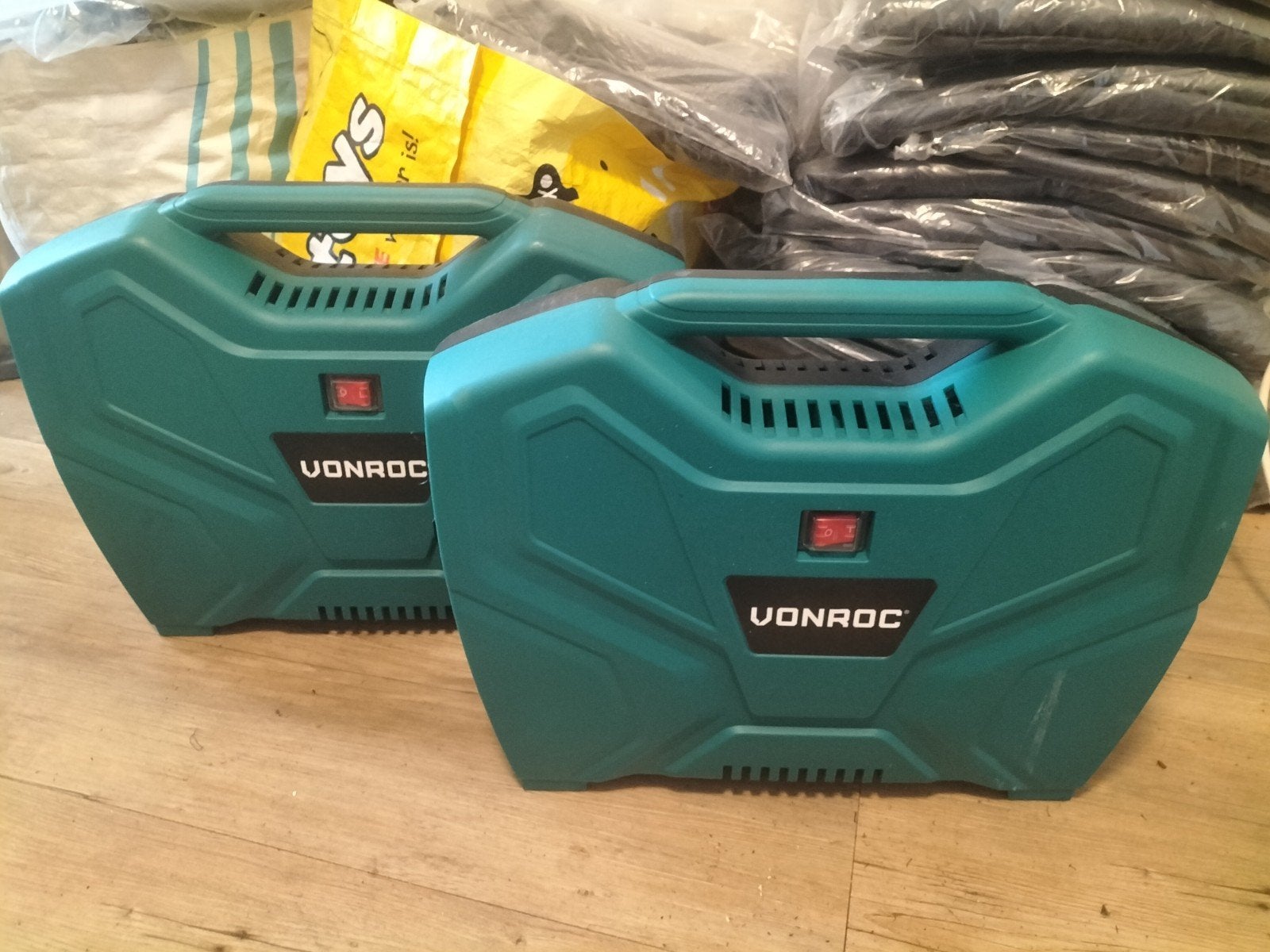 VONROC Draagbare Compressor CR501AC - Zo goed als nieuw, Ophalen, 6 tot 10 bar, Zo goed als nieuw, Minder dan 200 liter/min