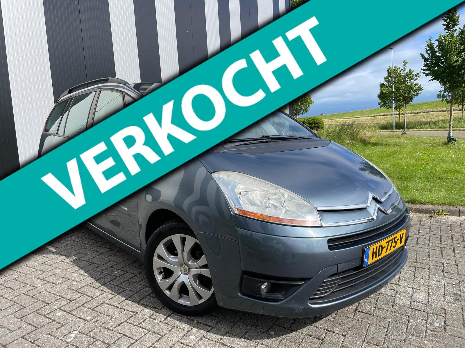 Citroen Grand C4 Picasso 1.8-16V Lumière 7 Persoons-Nw APK-, 125 pk, Gebruikt, 4 cilinders, 1749 cc