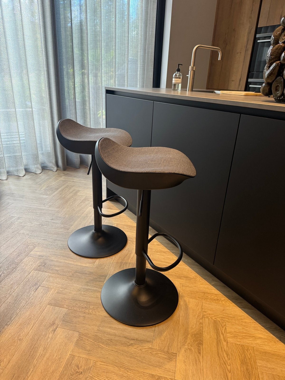 Barkruk set van 2, Huis en Inrichting, Ophalen, In hoogte verstelbaar, 60 tot 90 cm, Zo goed als nieuw