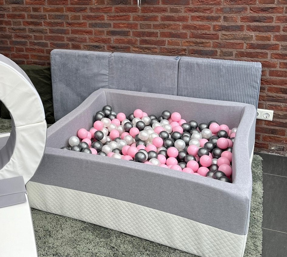 Te koop: Vierkante ballenbak, Kinderen en Baby's, Speelgoed | Babyspeelgoed, Ophalen, Zo goed als nieuw, Overige typen