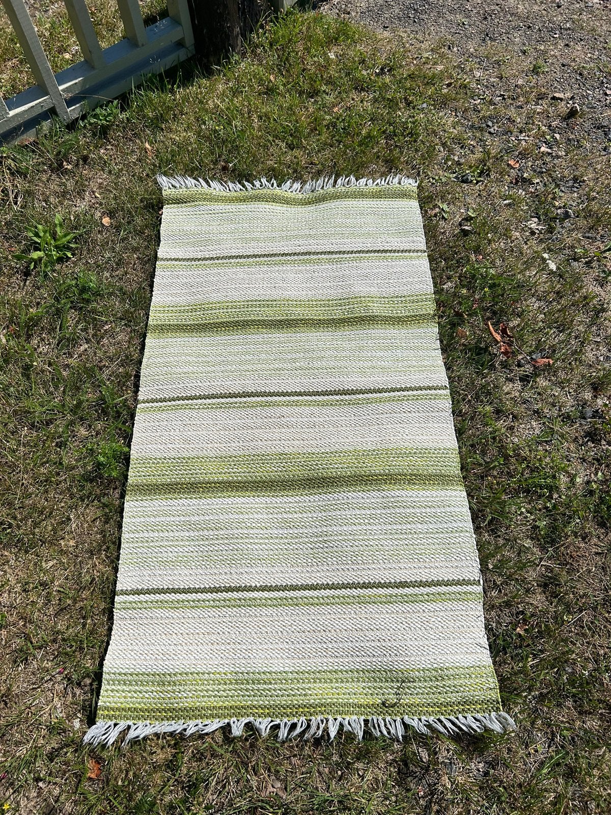 Zweedse handgeweven plastmatta 130x70 cm, Retro, Gebruikt, 100 tot 150 cm, Loppis
