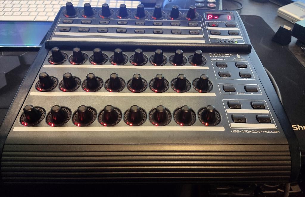 Behringer BCR2000 MIDI Controller, Ophalen of Verzenden, Gebruikt