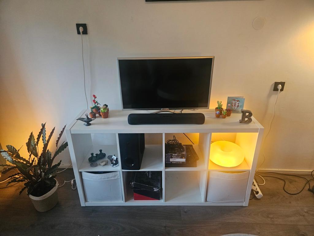 Ikea kallax kast wit 8 vakken, Huis en Inrichting, Kasten | Boekenkasten, Ophalen, Gebruikt, 100 tot 150 cm, Minder dan 100 cm