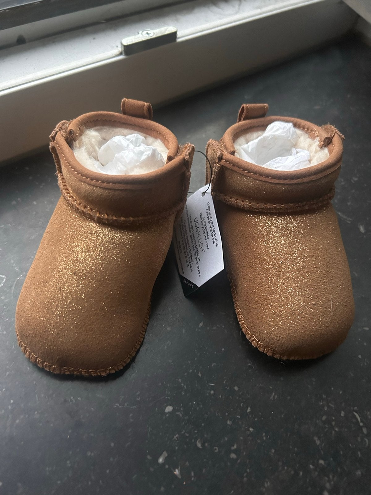 Nieuwe UGG Baby, Ophalen of Verzenden, Nieuw, Jongetje of Meisje, Laarsjes