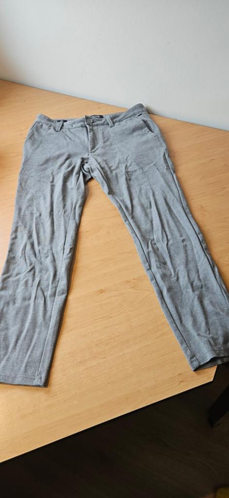 Only&sons Chino grijs 30/30, Kleding | Heren, Broeken en Pantalons, Ophalen of Verzenden, Zo goed als nieuw, Grijs, Maat 46 (S) of kleiner