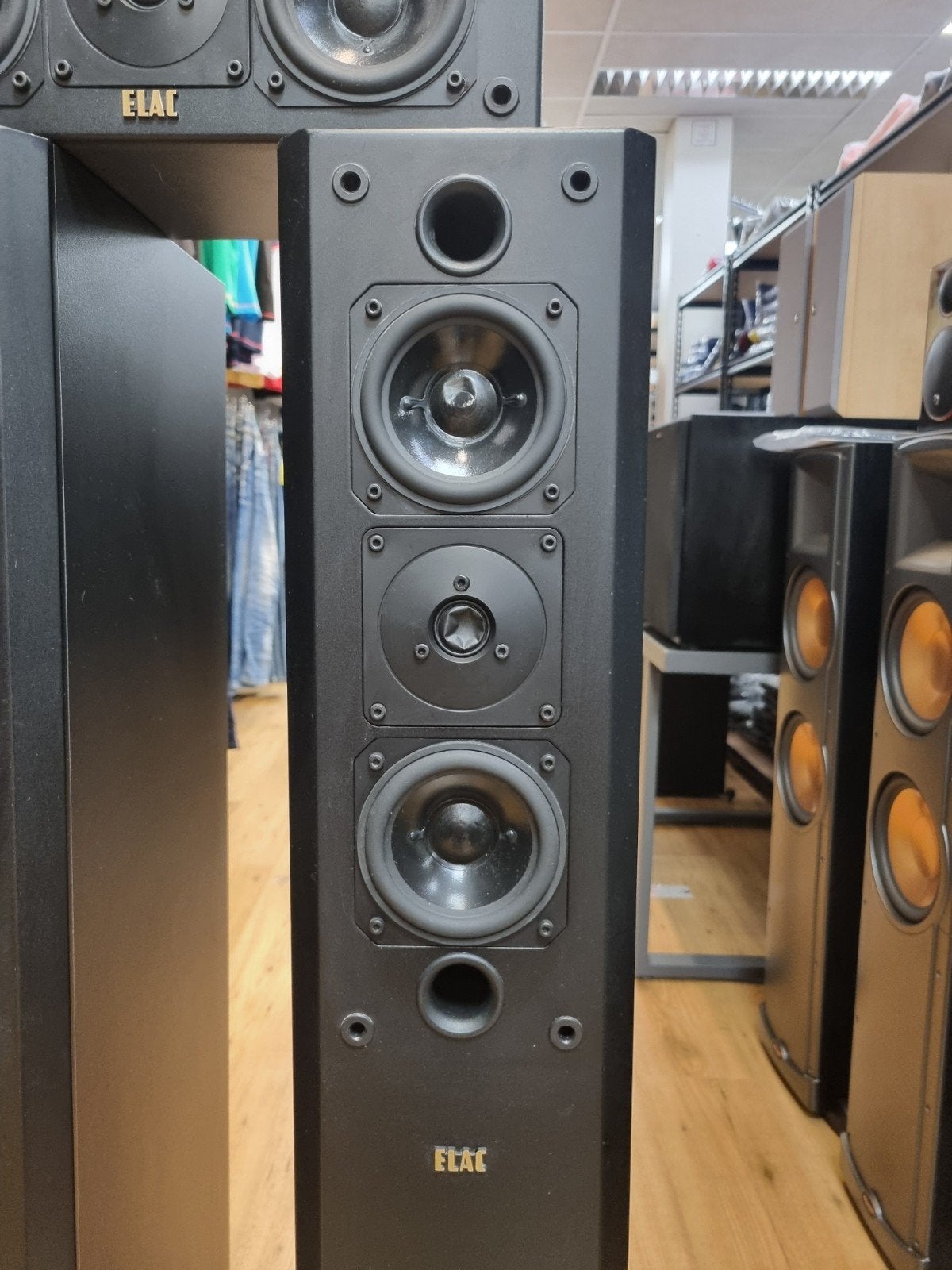 Elac M 100 luidsprekers + Center, Audio, Tv en Foto, Luidsprekers, Overige merken, Gebruikt, //, Ophalen of Verzenden