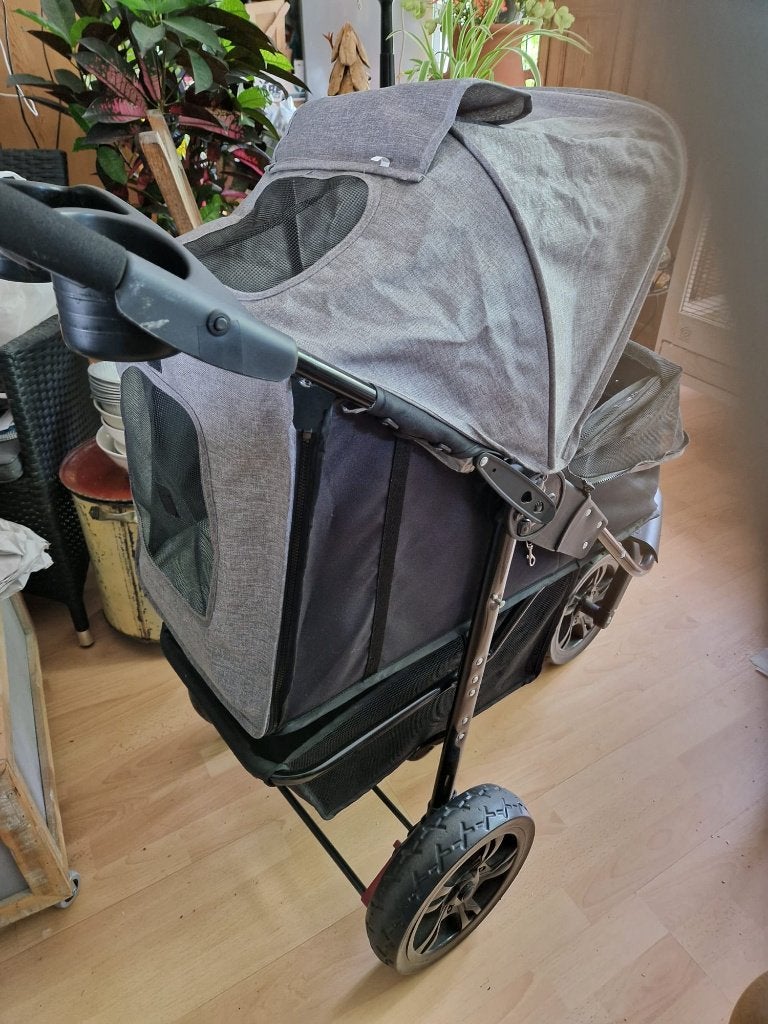 Mooie honden buggy, Ophalen, Zo goed als nieuw