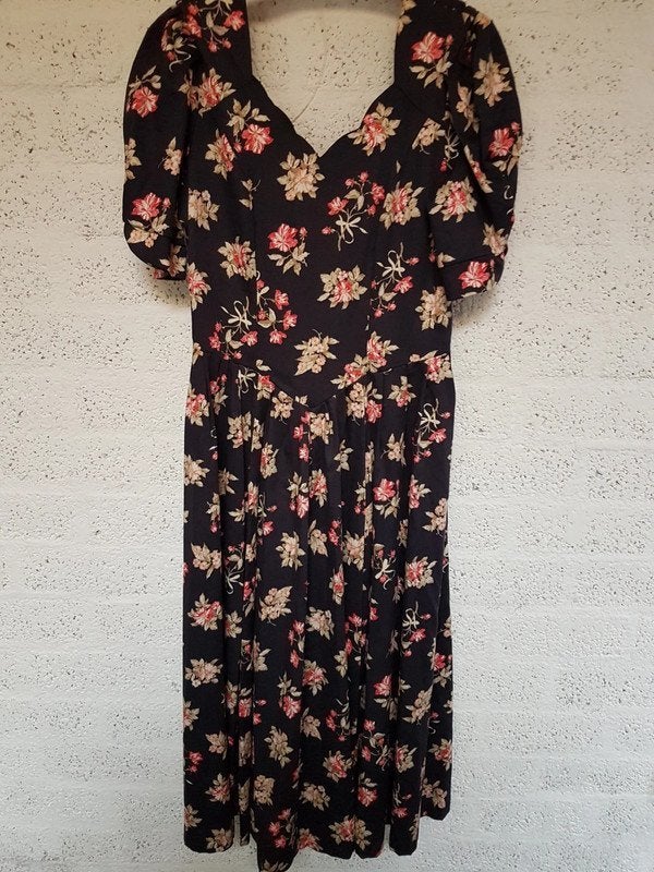 Mooie Laura Ashley   Galajurk / trouwjurk / jurk   Maat: 40, Maat 38/40 (M), Galajurk, Nieuw, Laura Ashley