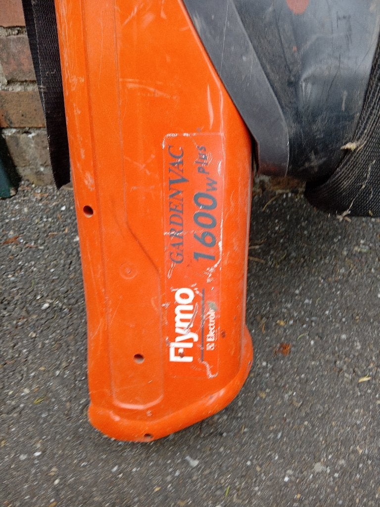 Flymo Bladzuiger/blazer 220 Volt, Ophalen, Gebruikt, Met opvangzak, Handgedragen