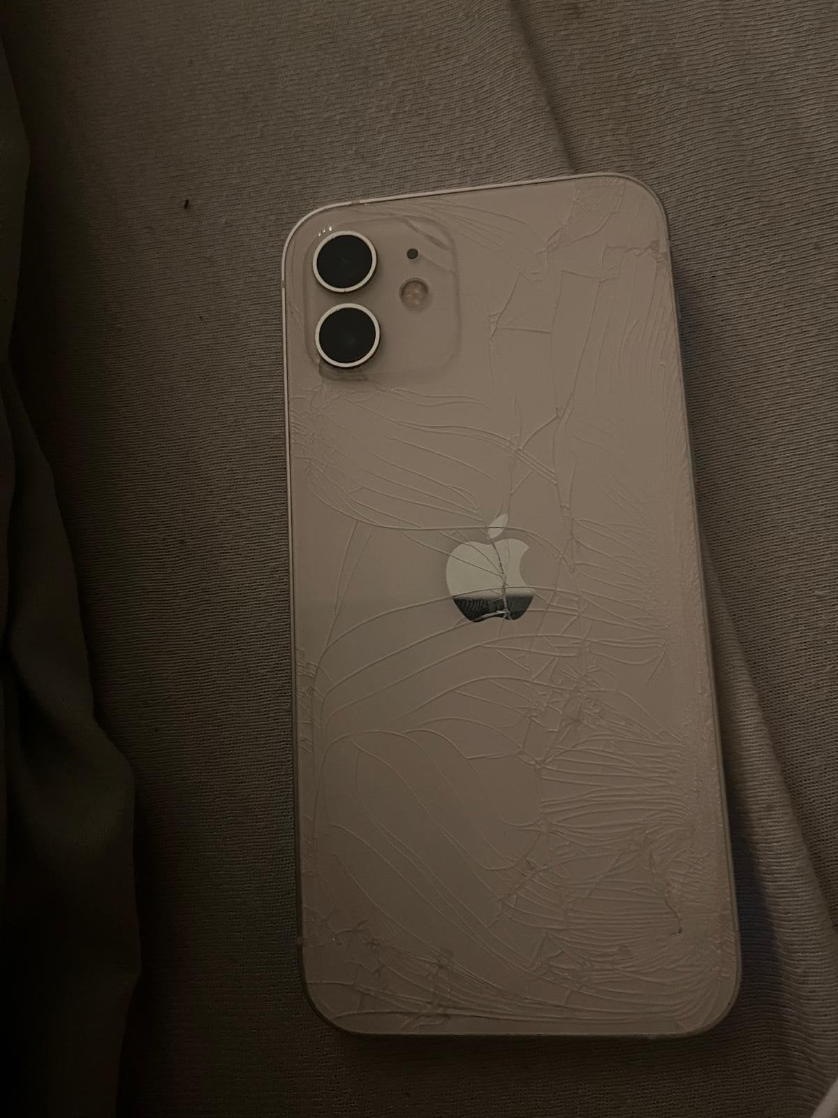 Iphone 12 te koop/ruilen tegen iphone 14, Telecommunicatie, Mobiele telefoons | Apple iPhone, Ophalen, Wit, IPhone 12, 79 %