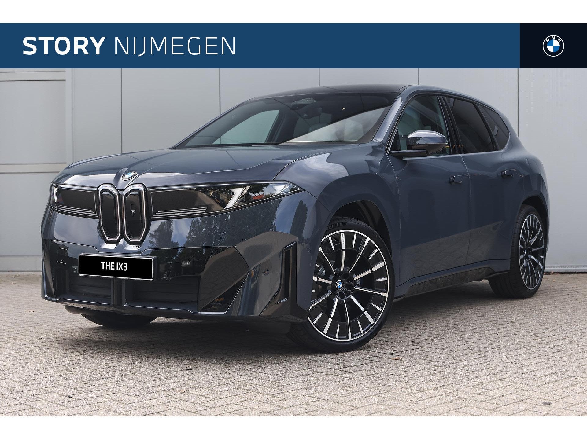 BMW iX3 40 eDrive M Sport / Trekhaak / Panoramadak / 3D Head, Auto's, Automaat, Dealer onderhouden, Achterwielaandrijving, Leder
