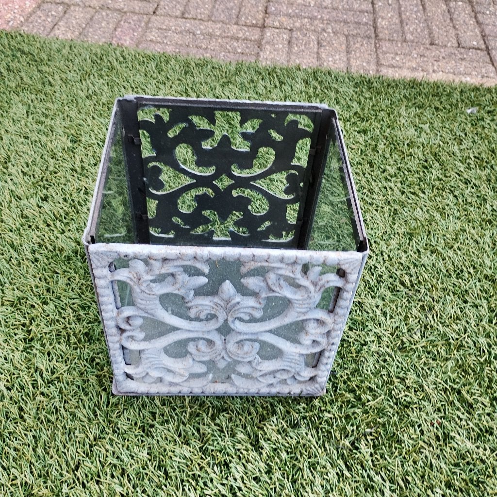 brocante gietijzeren windlicht, Ophalen