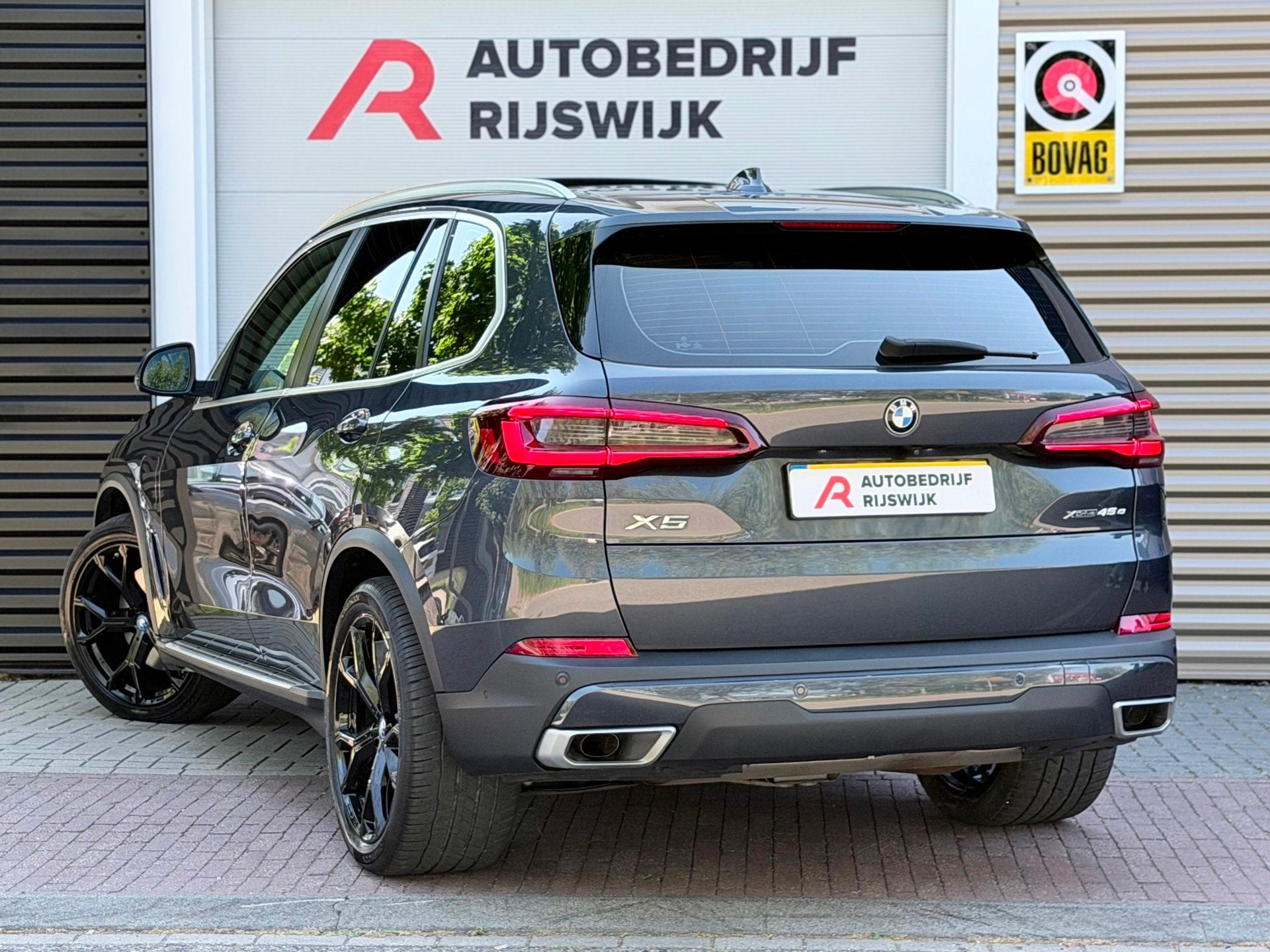 BMW X5 XDrive45e High Executive SoftClose/Pano/360, 12 maanden, Gebruikt, Vierwielaandrijving, Hybride Elektrisch/Benzine