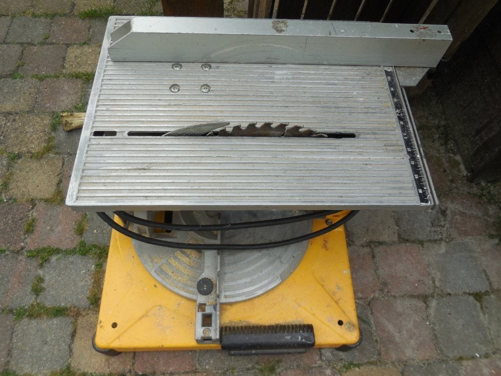 DeWald Zaagmachine, Doe-het-zelf en Verbouw, Gereedschap | Zaagmachines, Ophalen, Gebruikt, DeWalt, Afkortzaag