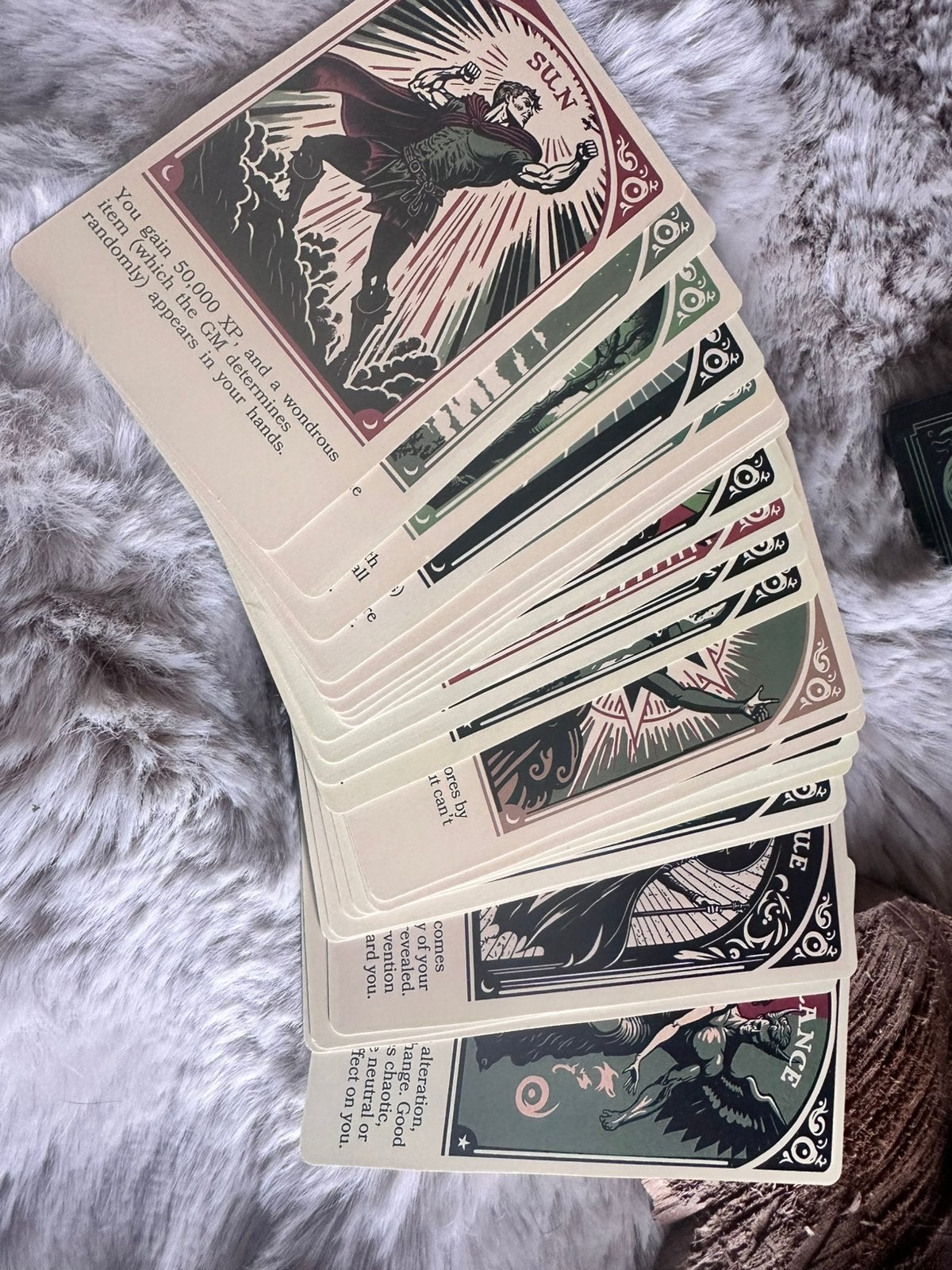 Deck of many things / DND kaartendeck, Hobby en Vrije tijd, Gezelschapsspellen | Bordspellen, Ophalen of Verzenden, Zo goed als nieuw