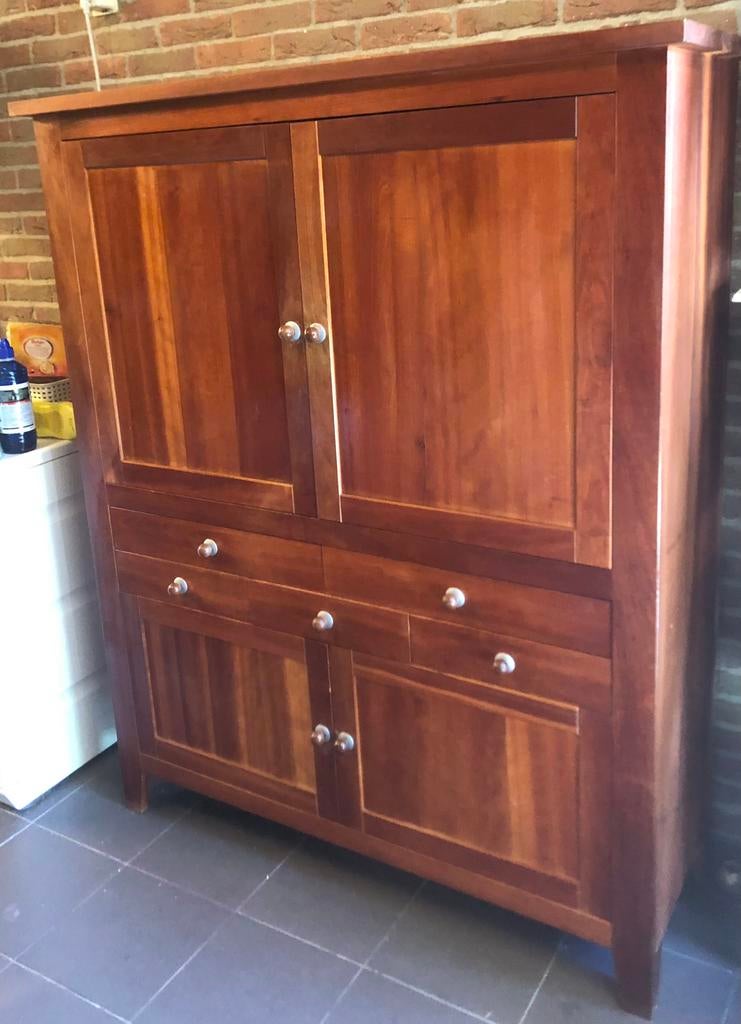 Zware kast van Wiechers Wonen en disignmeubelen., Huis en Inrichting, Ophalen of Verzenden, Zo goed als nieuw, 25 tot 50 cm