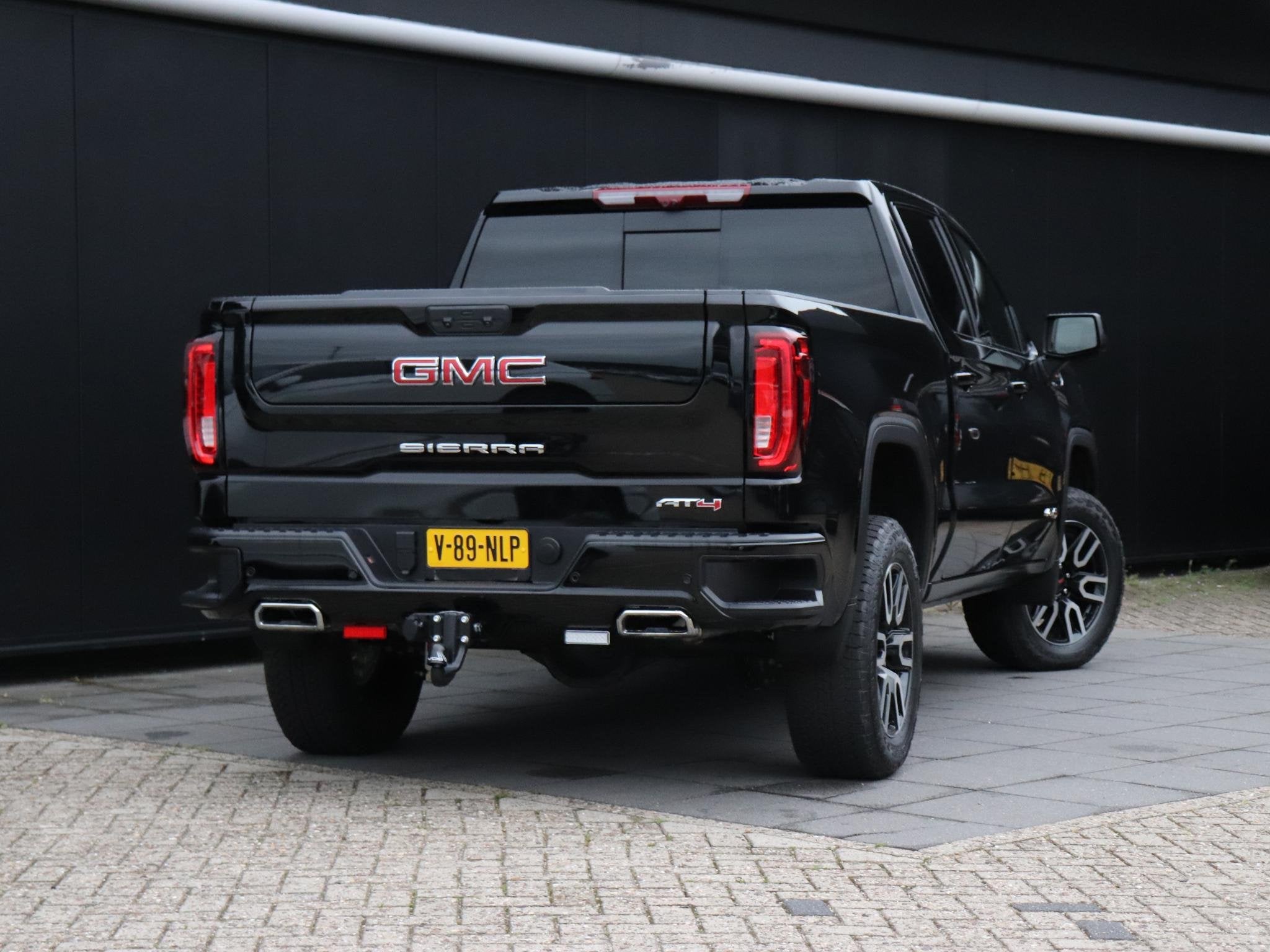 GMC Sierra AT4 6.2 V8 | LEDER | MEMORY | BOSE | TREKHAAK | S, Auto's, Automaat, Gebruikt, 426 pk, Zwart