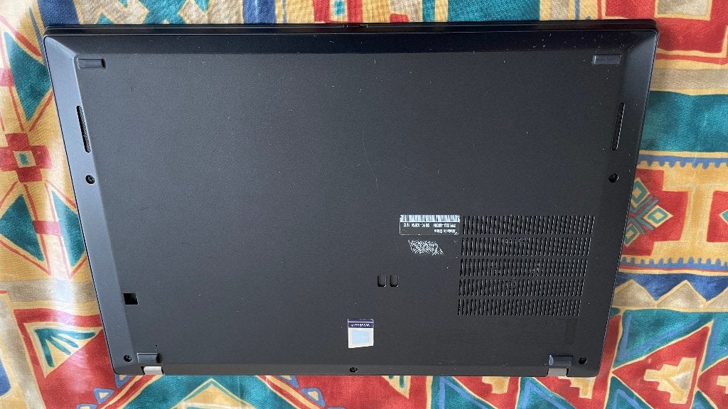 Foto 7 van Lenovo Thinkpad T495s 16GB Ryzen 5 Pro