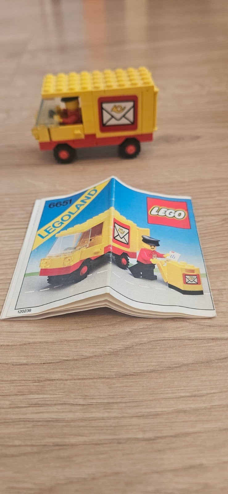 Lego Legoland 6651 Postwagen met minifiguur en instructies, Kinderen en Baby's, Speelgoed | Duplo en Lego, Ophalen, Compleet, Gebruikt