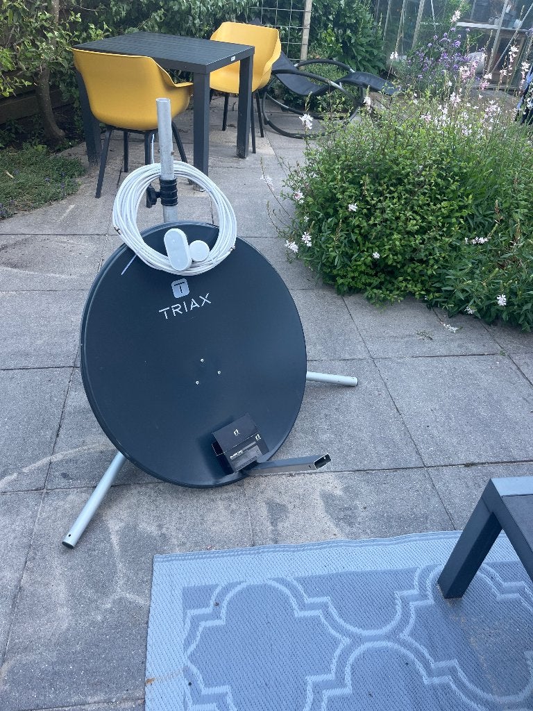 Schotel statief kabel en 2x lnb, Ophalen, Gebruikt