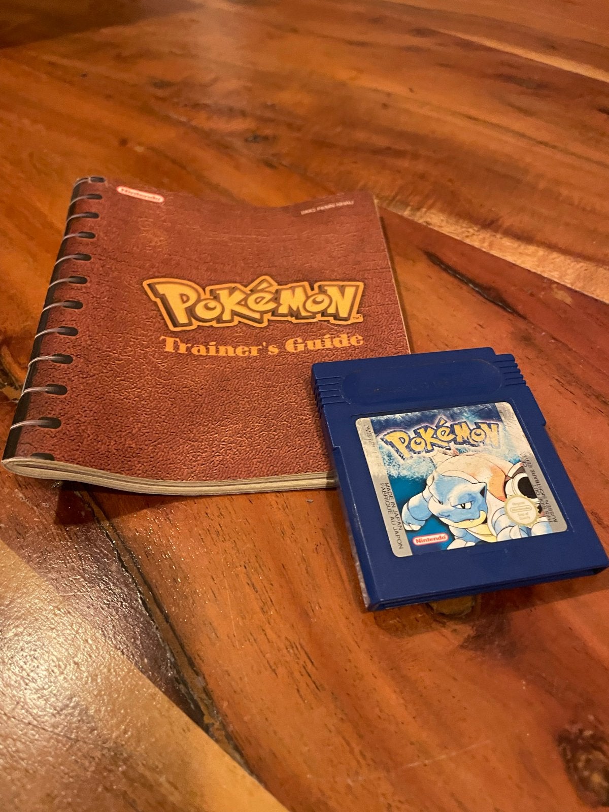 Pokémon Blue Game Boy met Trainer's Guide, Gebruikt, 1 speler, Ophalen of Verzenden, Role Playing Game (Rpg)
